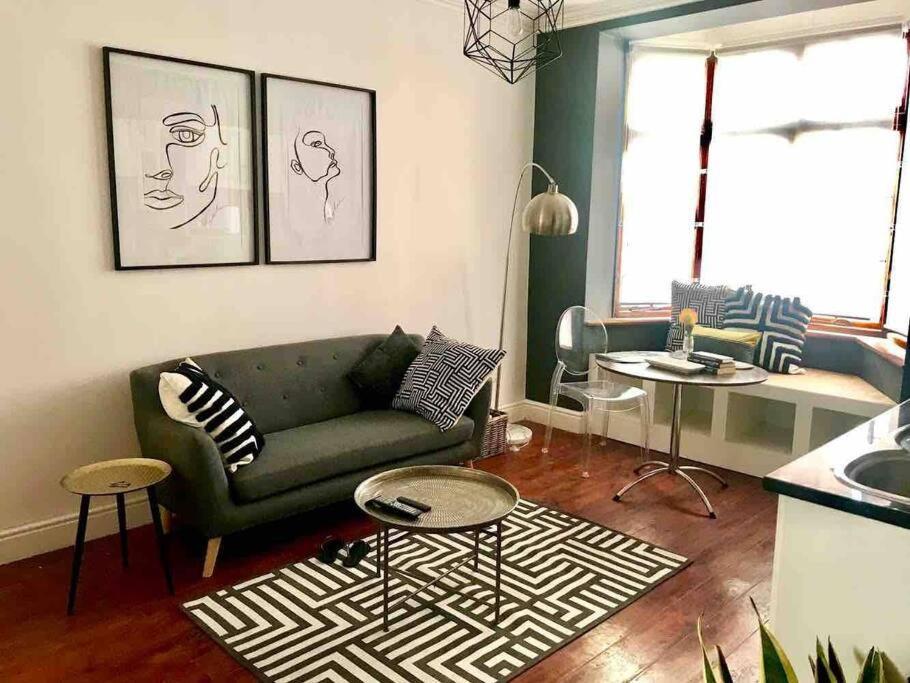 1-Bedroom Sea Point Gem - Perfect Location! Κέιπ Τάουν Εξωτερικό φωτογραφία