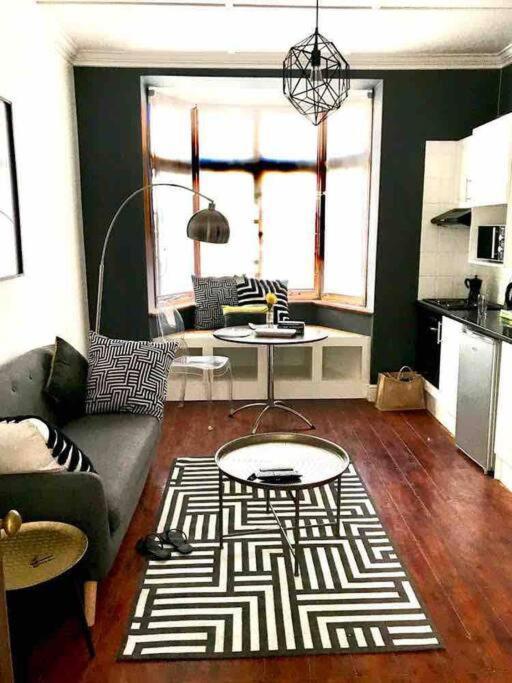 1-Bedroom Sea Point Gem - Perfect Location! Κέιπ Τάουν Εξωτερικό φωτογραφία